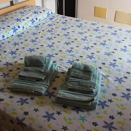 別荘 Comfortable With Swimmingpool SantʼAnna Arresi